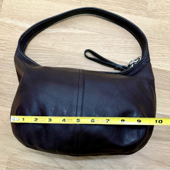 Vintage Coach Ergo/Soho Leather Hobo Shoulder
Bag - Picture 14 of 16
